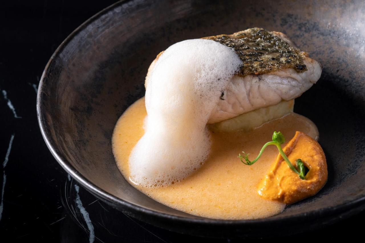 Innside By Melia Bangkok Sukhumvit Exterior photo A dish by Ferran Adrià