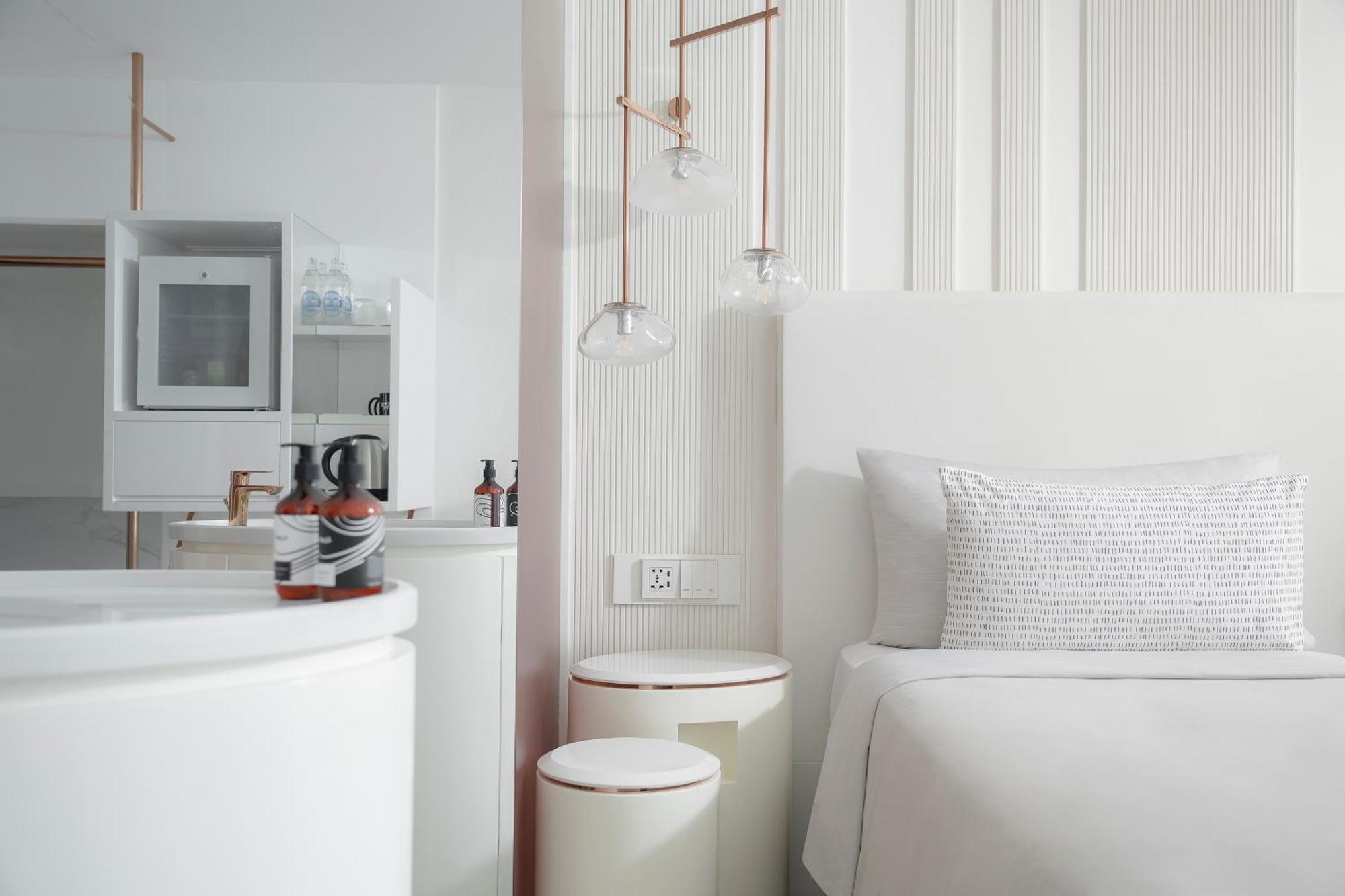 Innside By Melia Bangkok Sukhumvit Exterior photo Bathroom